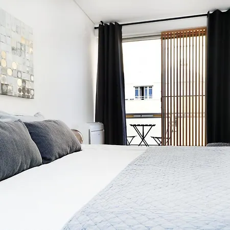 Balcony Over Апартаменты *